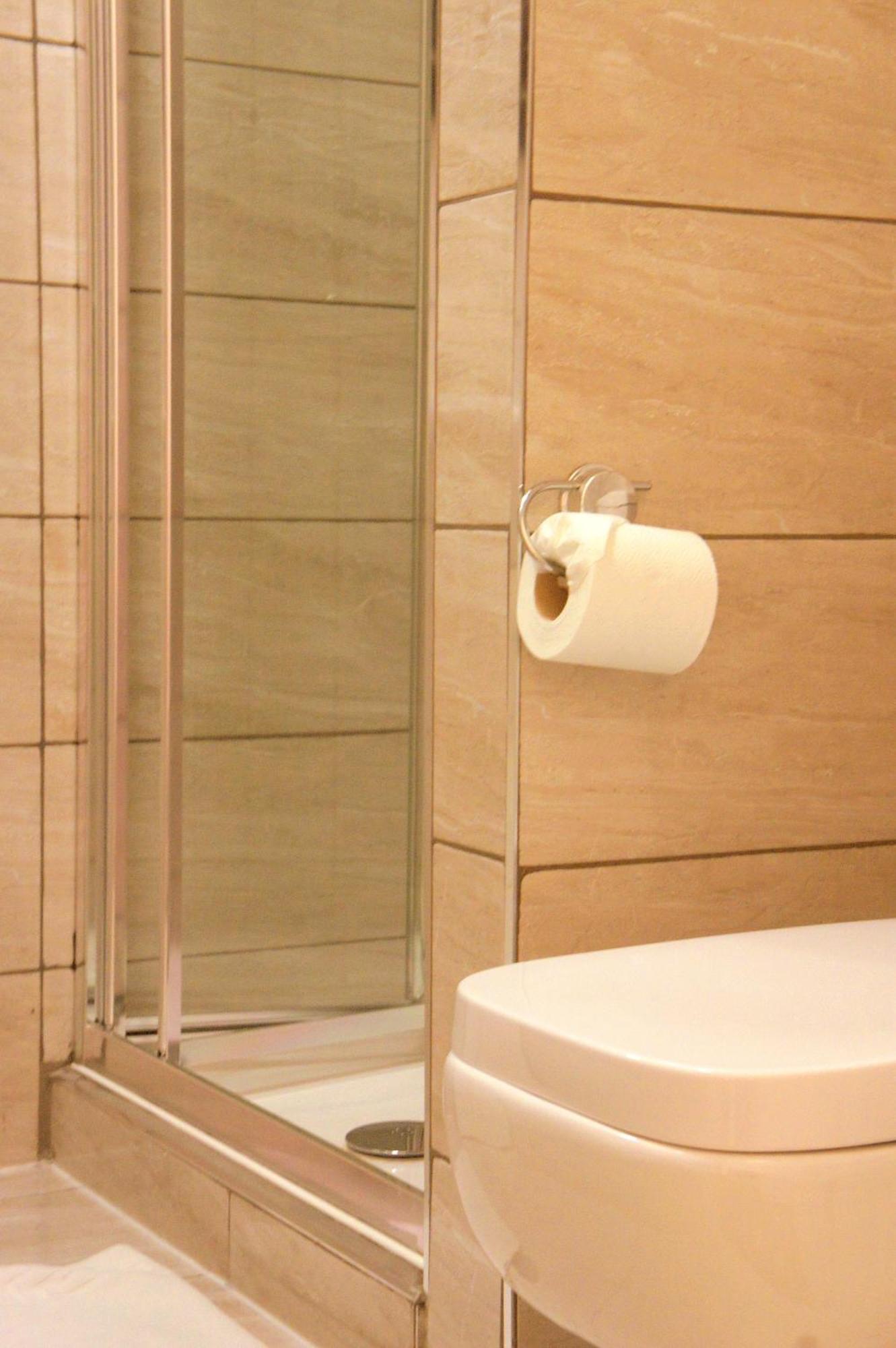 Superior En-Suite,1111710330:JPEG
