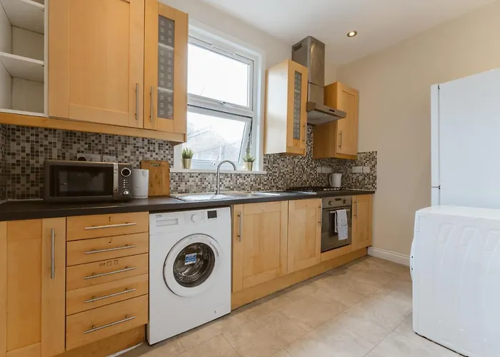 Mile End Rooms 57A London